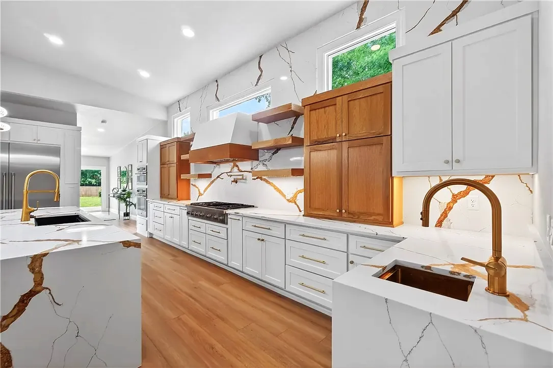 Dixieland Estate